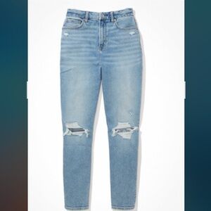 American Eagle CURVY MOM Ripped Jean